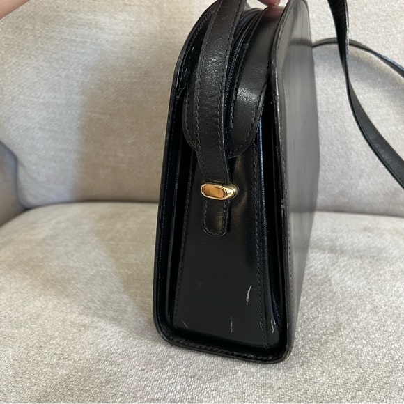 VTG Bally Structured Hex Black Leather Shoulder Bag Crossbody with Gold Hardware - Picture 3 of 16
